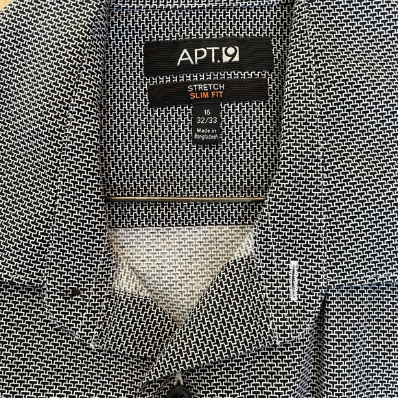 Dress shirt - Picture 2 of 2